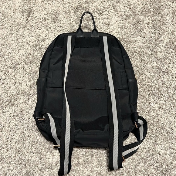 Vince camuto backpack black - Picture 3 of 6